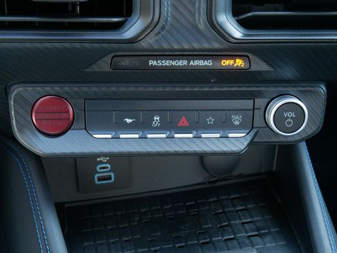 Used 2024 Ford Mustang Dark Horse image 23