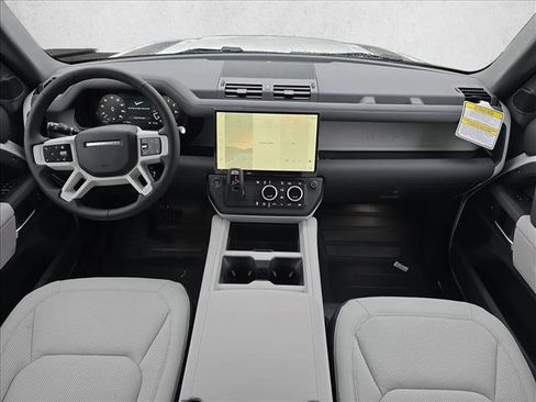 Used 2026 Land Rover Defender 110 S AWD/4WD image 9