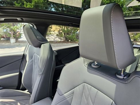 Used 2026 BMW X3 xDrive30 w/ Premium Package image 16