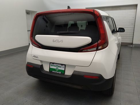 Used 2022 Kia Soul LX w/ Technology Package FWD image 7