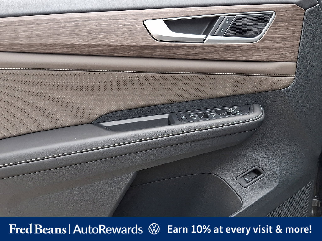 Certified 2025 Volkswagen Atlas SEL AWD/4WD image 18