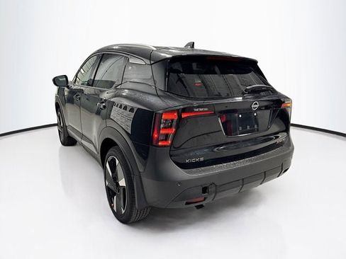 New 2026 Nissan Kicks SR image 6