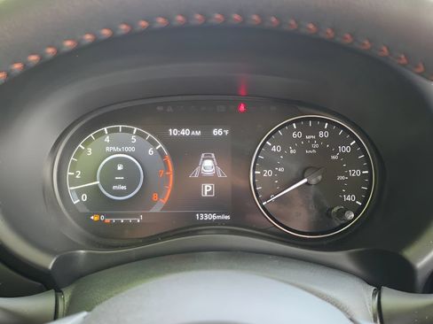 Used 2023 Nissan Kicks SR w/ SR Premium Package FWD image 22