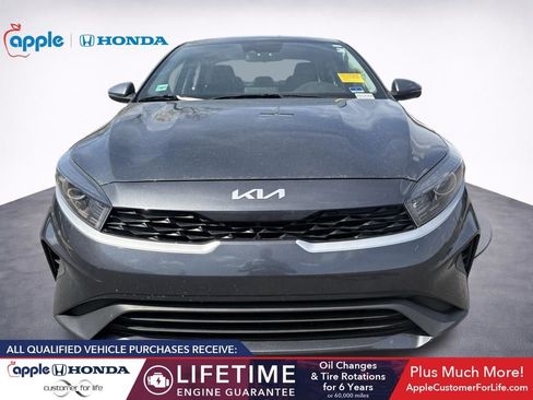 Used 2023 Kia Forte LXS w/ LXS Technology Package image 2