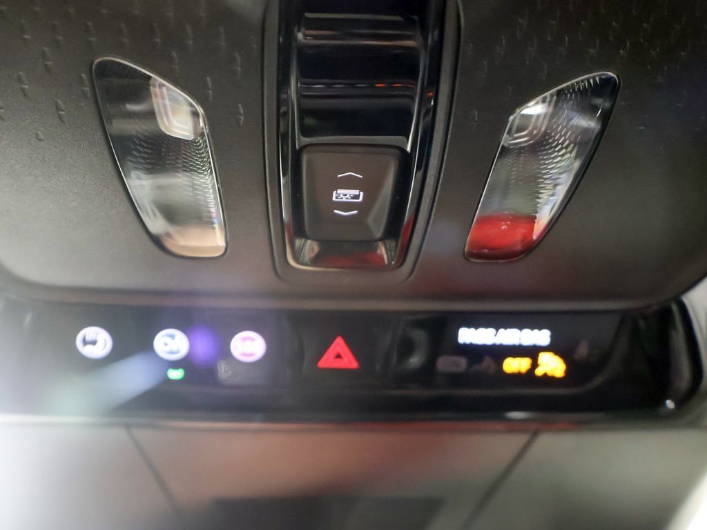 Used 2024 Cadillac Lyriq Sport RWD image 56
