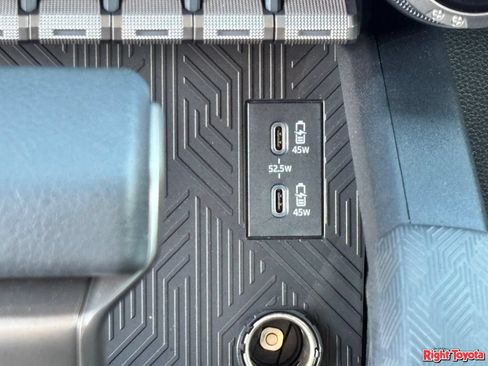 Certified 2025 Toyota 4Runner Limited AWD/4WD image 27