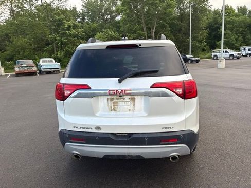 Used 2018 GMC Acadia SLT AWD/4WD image 10