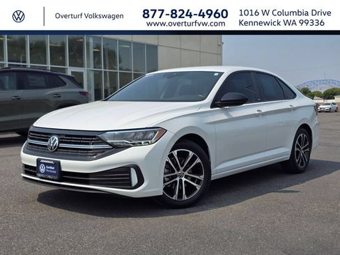 Certified 2023 Volkswagen Jetta Sport FWD image 1