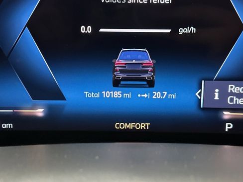 Used 2025 BMW X7 xDrive40i w/ M Sport Package image 36