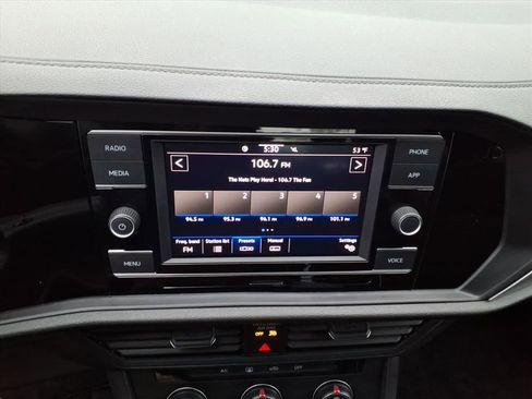 Used 2023 Volkswagen Jetta Sport FWD image 23