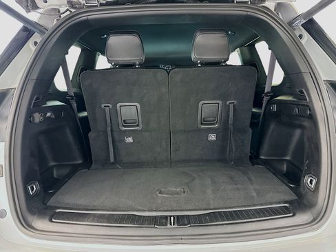 Used 2024 Jeep Grand Cherokee L Laredo image 30