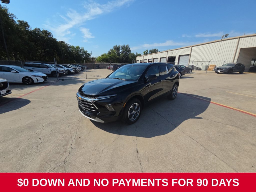 Used 2025 Chevrolet Blazer LT AWD/4WD image 1