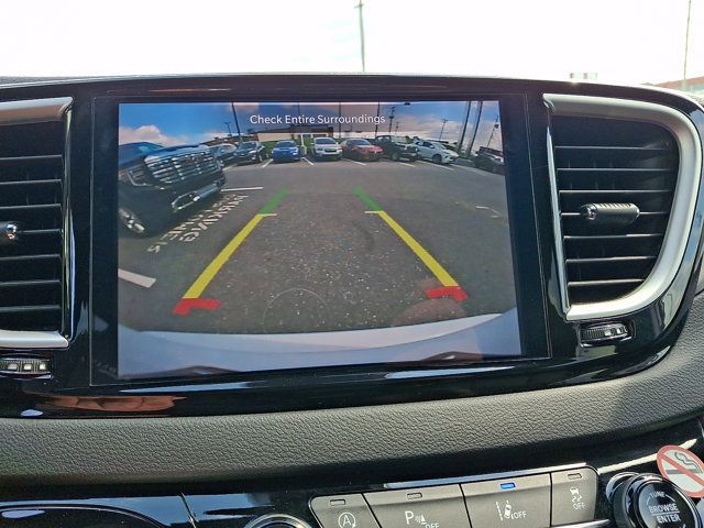 Used 2025 Chrysler Pacifica Select FWD image 19