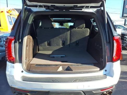 Certified 2024 GMC Yukon XL Denali image 10