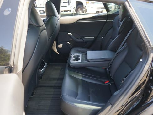 Used 2022 Tesla Model S Plaid AWD/4WD image 12