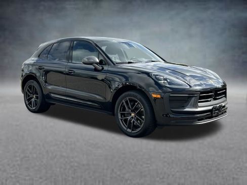 Used 2023 Porsche Macan Turbo AWD/4WD image 7