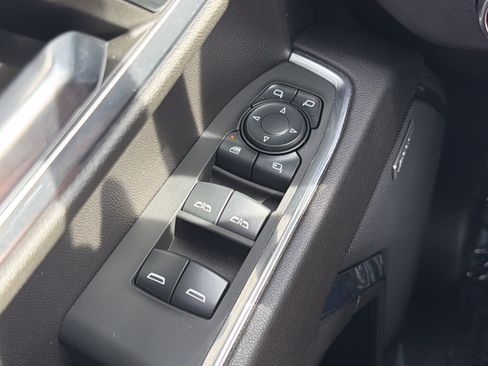 Used 2021 Chevrolet Silverado 1500 LT Trail Boss AWD/4WD image 18