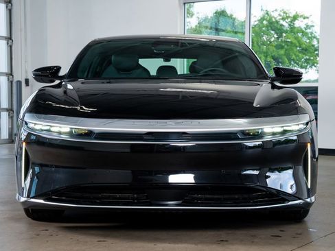 Used 2024 Lucid Air Pure RWD image 4