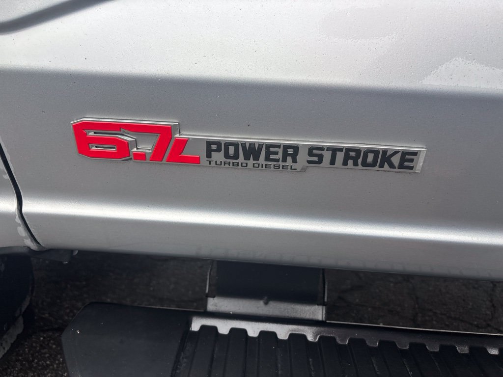 Used 2024 Ford F250 XL AWD/4WD image 8