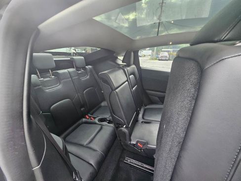 Used 2022 Tesla Model Y Long Range AWD/4WD image 66