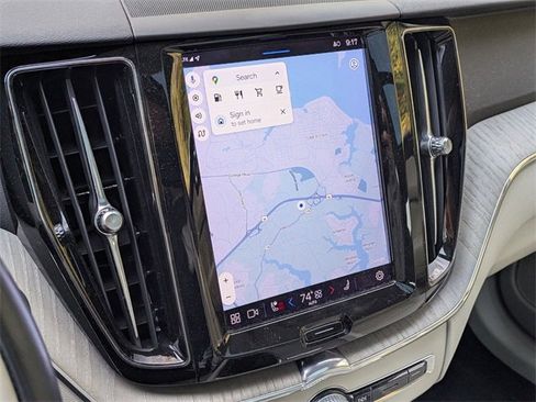 Certified 2023 Volvo XC60 B5 Plus image 11