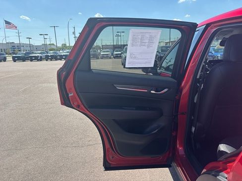 Used 2022 MAZDA CX-5 AWD 2.5 S w/ Premium Package image 26