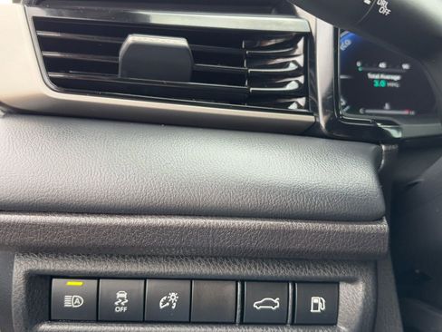 Certified 2025 Toyota Camry XSE image 29