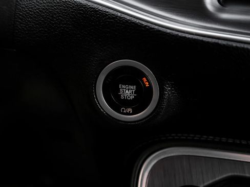Used 2018 Dodge Challenger SXT RWD image 23