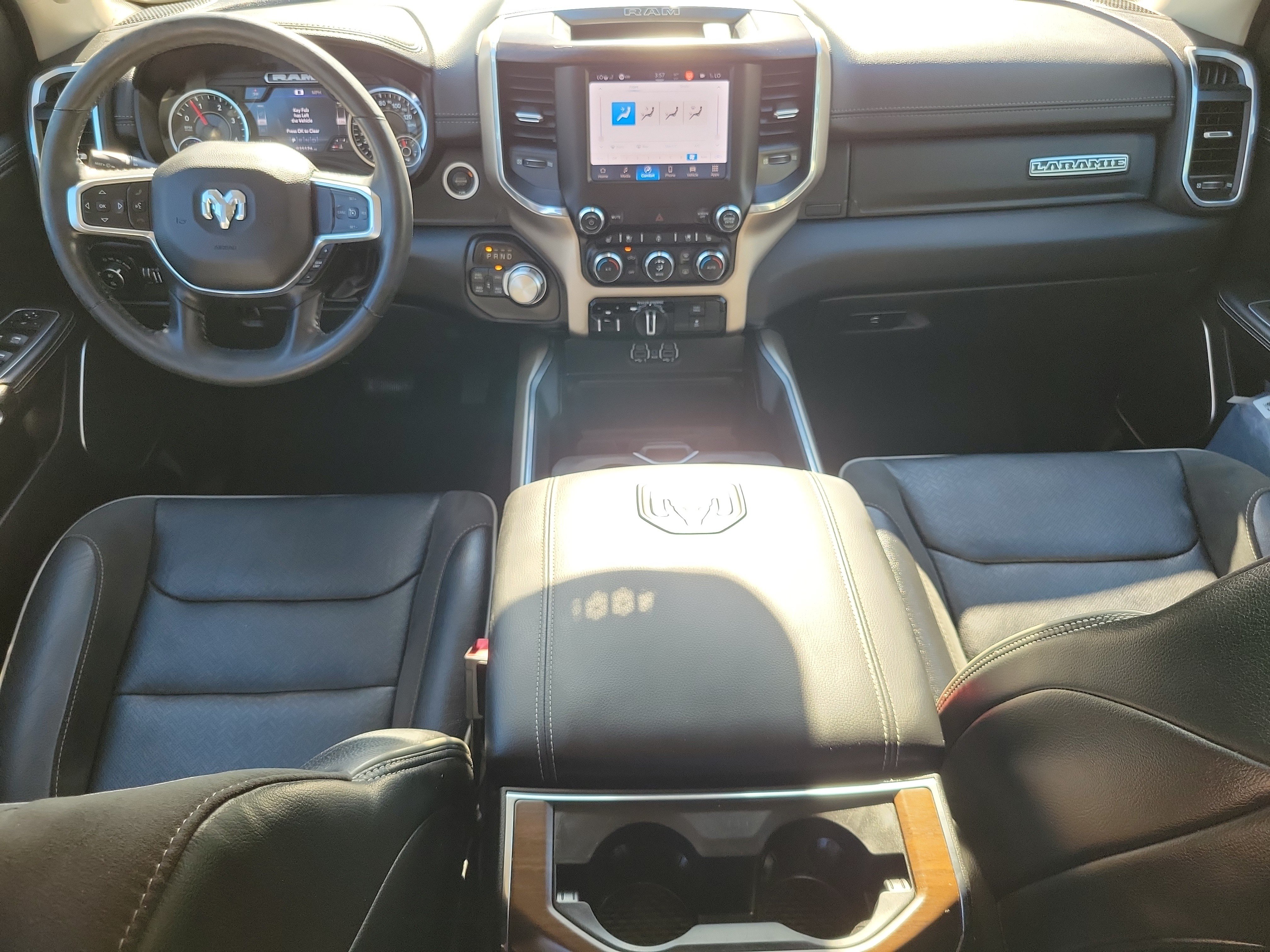 Used 2022 RAM 1500 Laramie w/ Trailer Tow Group AWD/4WD image 10