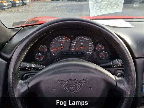 Used 1999 Chevrolet Corvette Convertible w/ Memory Pkg image 17