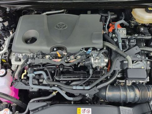 Certified 2026 Toyota Camry SE FWD image 30