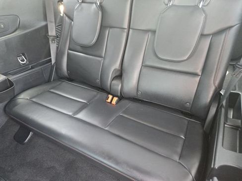 Used 2025 Ford Explorer ST-Line w/ Premium Package RWD image 26