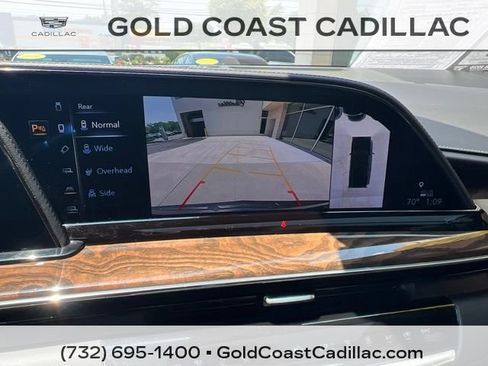 Used 2023 Cadillac Escalade ESV Sport Platinum w/ LPO, ONYX Package AWD/4WD image 29