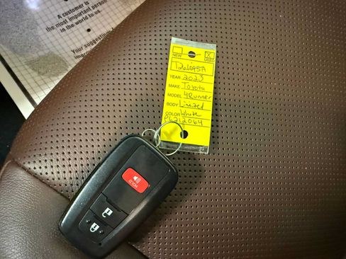 Used 2023 Toyota 4Runner Limited AWD/4WD image 39