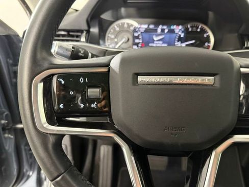 Used 2021 Land Rover Range Rover Evoque S image 18