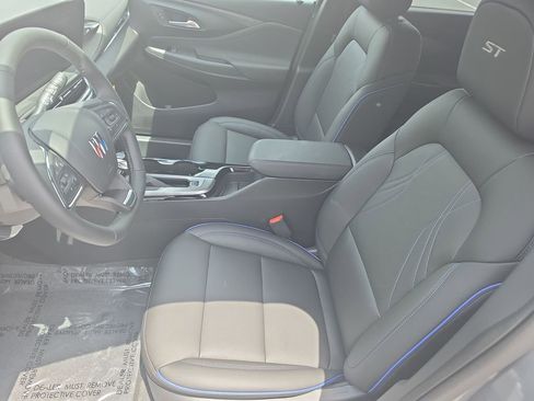New 2026 Buick Envista Sport Touring w/ Convenience I Package FWD image 11