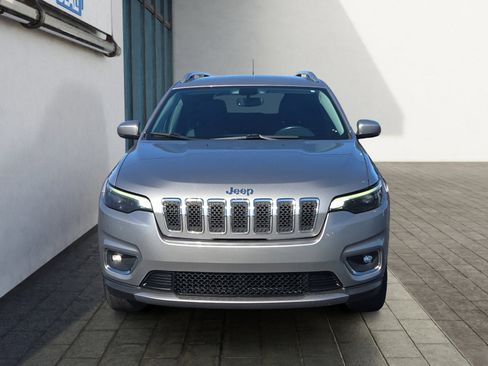 Used 2019 Jeep Cherokee Limited image 8