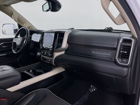 Used 2019 RAM 1500 Laramie AWD/4WD image 36