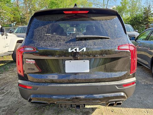 Used 2022 Kia Telluride EX w/ EX Premium Package image 5