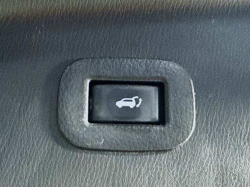 Used 2024 INFINITI QX80 Sensory AWD/4WD image 34