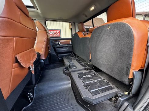 Used 2017 RAM 2500 Longhorn AWD/4WD image 36