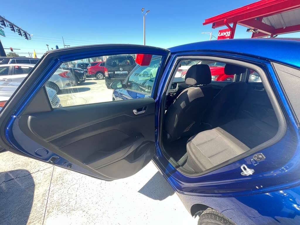 Used 2021 Hyundai Accent SE FWD image 15