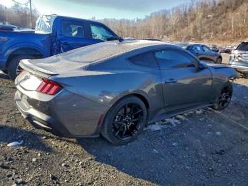 Used 2024 Ford Mustang Premium RWD image 5