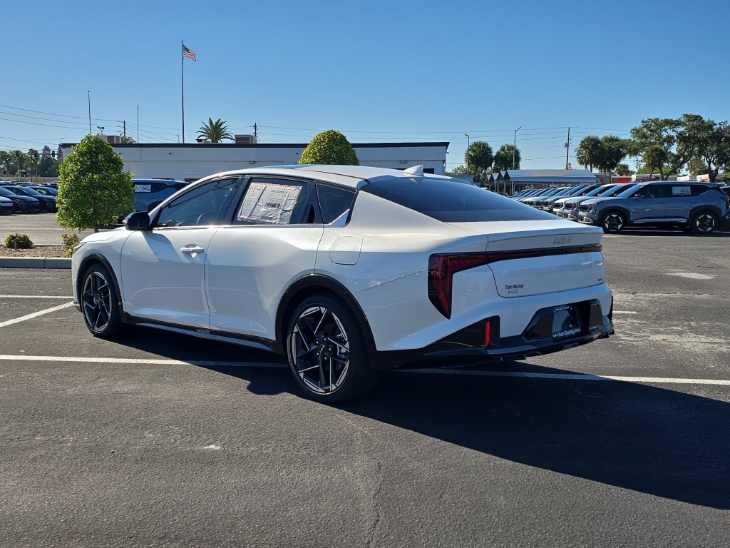 New 2026 Kia K4 GT-Line w/ GT-Line Premium Package FWD image 6