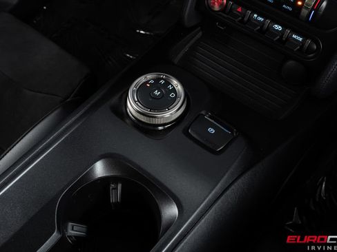 Used 2022 Ford Mustang Shelby GT500 w/ Technology Package RWD image 32