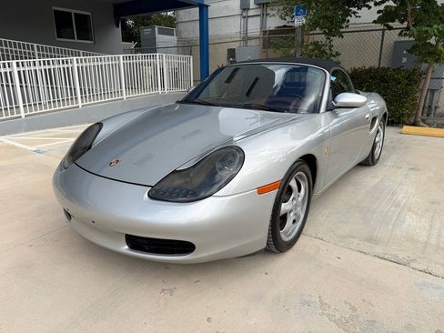 Used 1997 Porsche Boxster RWD image 4