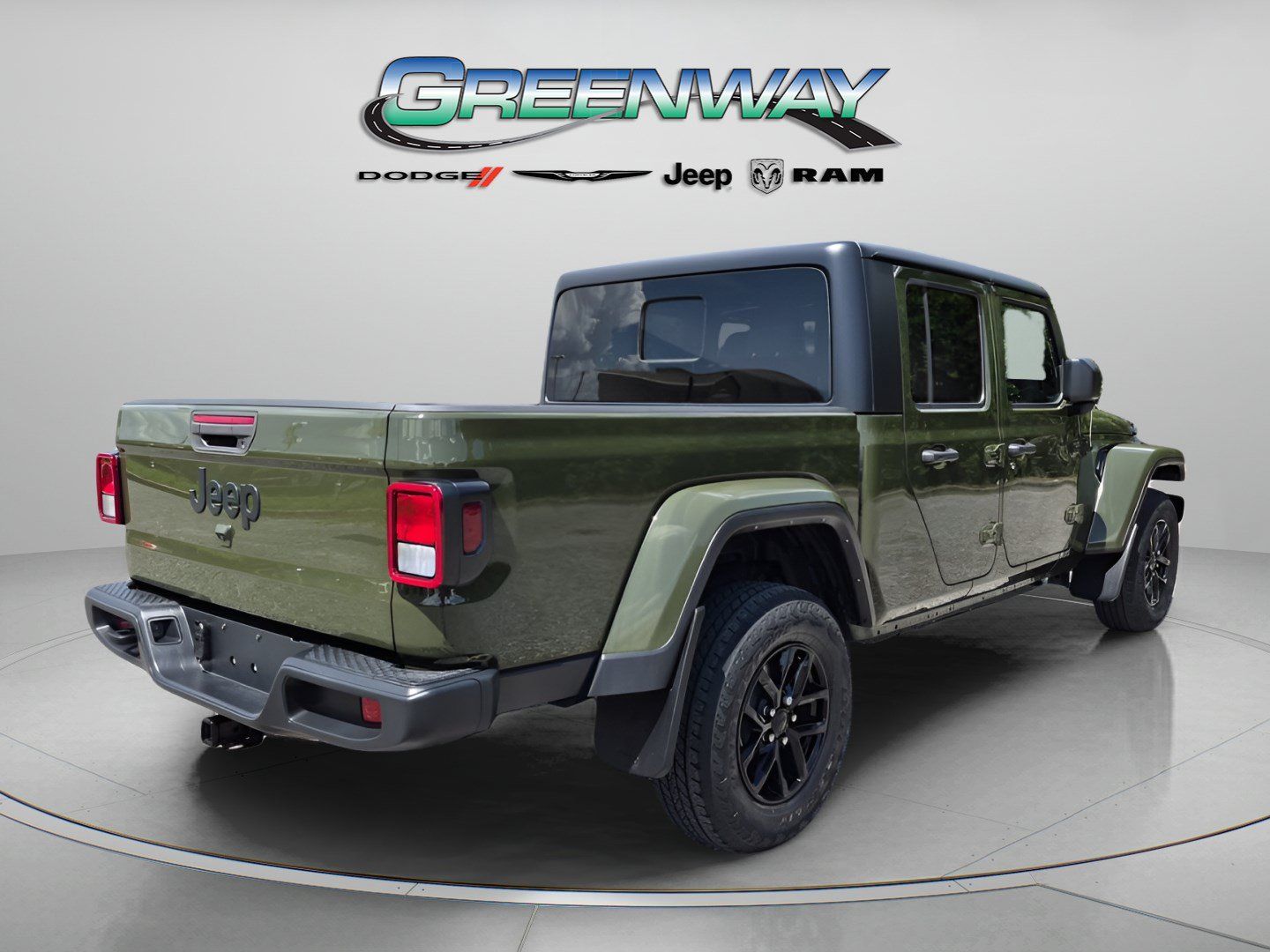 Used 2022 Jeep Gladiator Sport AWD/4WD image 3