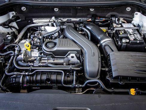 New 2026 Volkswagen Taos S image 23