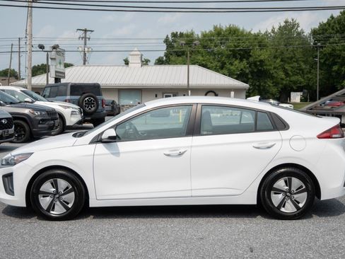 Used 2021 Hyundai Ioniq Blue FWD image 7