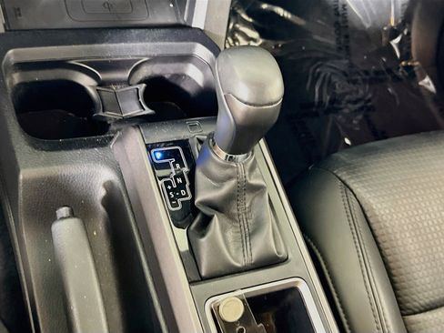 Used 2020 Toyota Tacoma TRD Sport w/ TRD Premium Sport Package AWD/4WD image 16